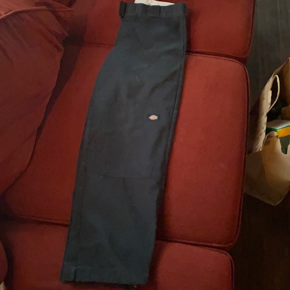 Dickies very good condition its too baggy for me got 2 sign on - Picture 1 of 2